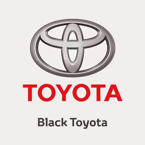 Photo: Black Toyota
